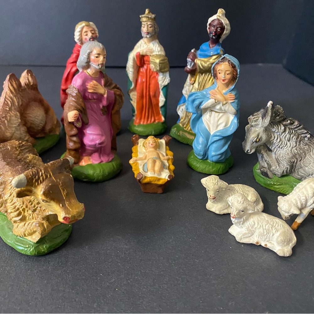 Vintage Italian 12 Pieces Nativity Set Plastic As Is